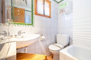 Douche, serviettes fournies