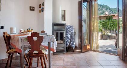 Ferienwohnung 'Casa Del Sole' mit Bergblick, Gemeinschaftspool und Tennisplatz