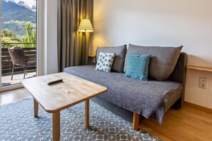 Table tennis - Apartment 'Kortscherhof Apt Typ 4' with Mountain View, Shared Garden and Wi-Fi (Silandro)