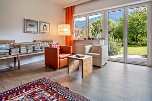 Ping pong - Apartment 'Kortscherhof Apt Typ 5' with Mountain View, Shared Garden and Wi-Fi (Silandro)