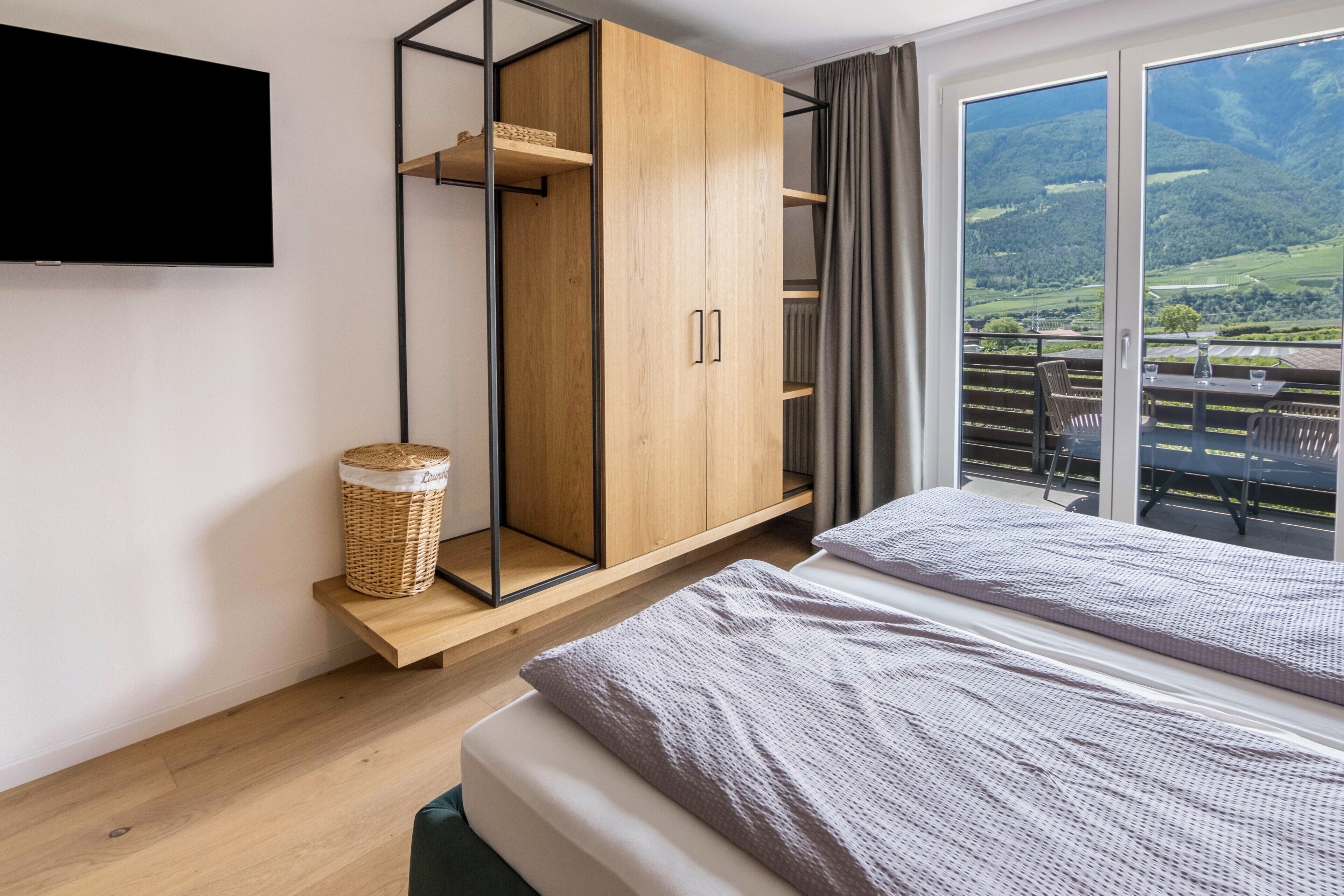 1 quarto, Wi-Fi de cortesia, roupa de cama