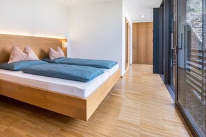 1 quarto, Wi-Fi de cortesia, roupa de cama