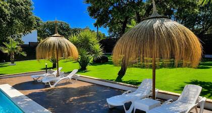 Villa 'Mis Raices' with Private Pool, Wi-Fi and Air Conditioning