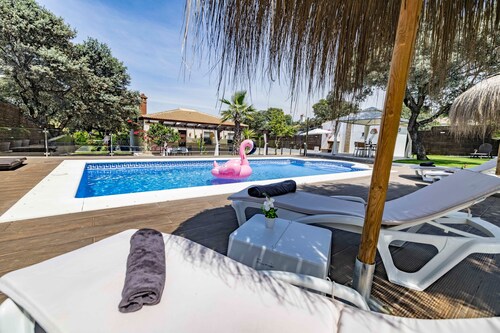 Villa 'Mis Raices' with Private Pool, Wi-Fi and Air Conditioning