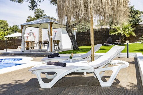 Villa 'Mis Raices' with Private Pool, Wi-Fi and Air Conditioning