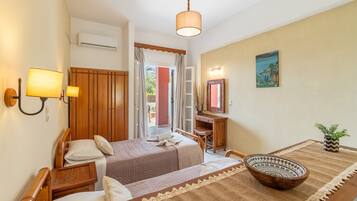 1 chambre, fer et planche Ă repasser, Wi-Fi gratuit, draps fournis