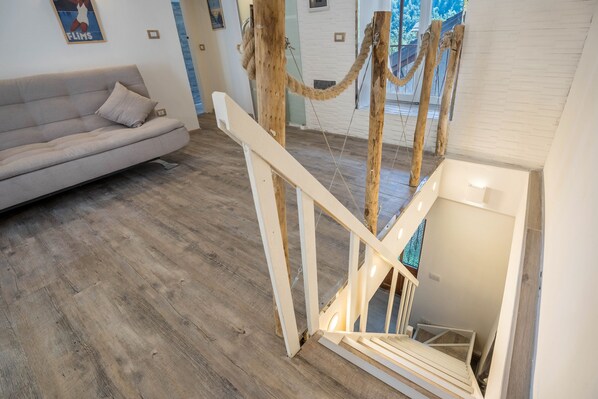 Interior - Holiday Home 'Casa Giulia Balmuccia' with Balcony and Wi-Fi (Balmuccia)