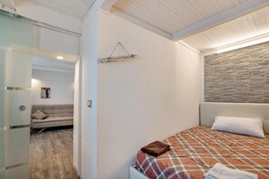 2 habitaciones, escritorio, wifi gratis y ropa de cama 