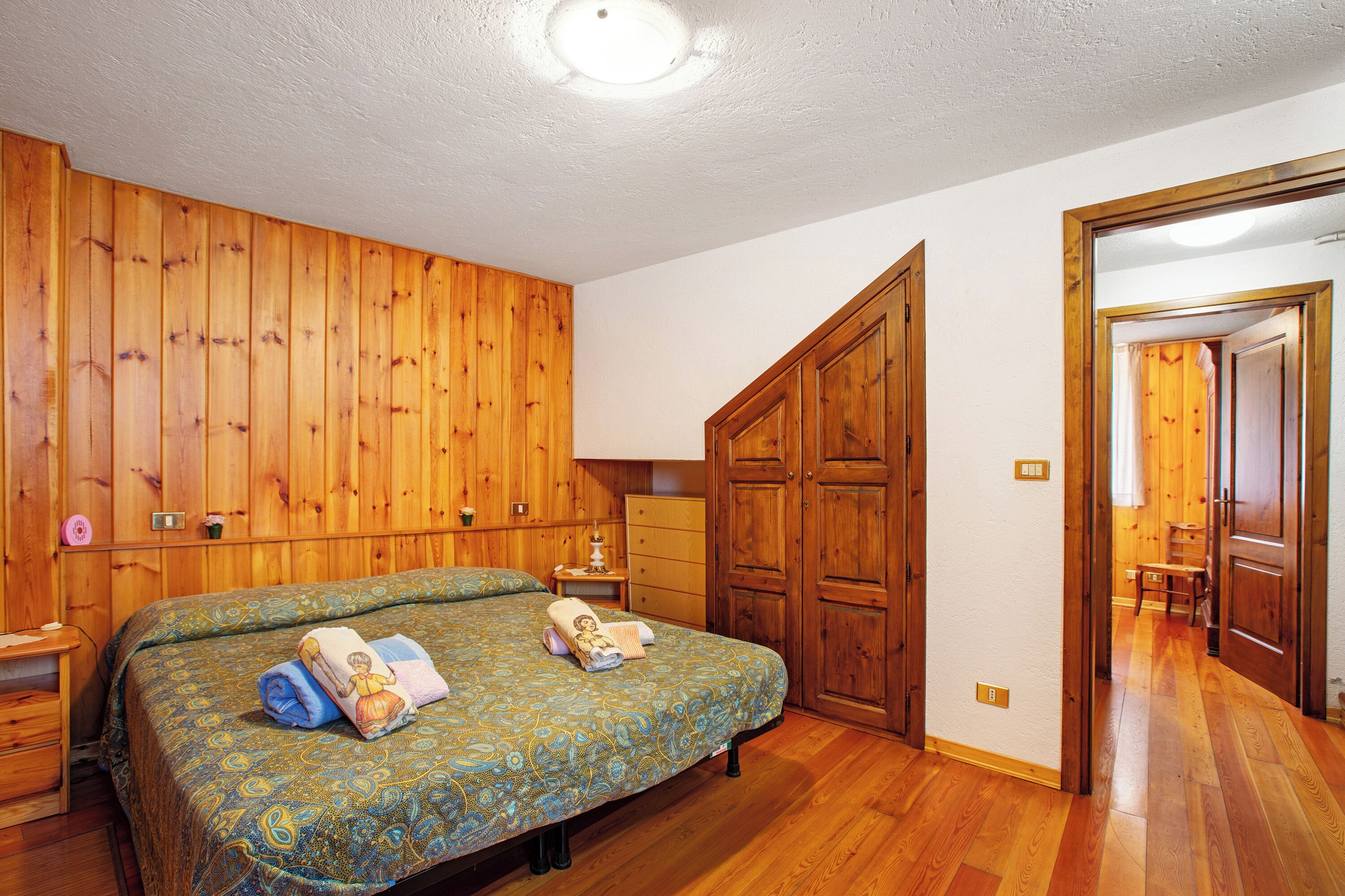 2 Schlafzimmer, Bügeleisen/Bügelbrett, Bettwäsche