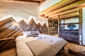 4 bedrooms, free WiFi, bed sheets