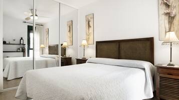 2 dormitorios, tabla de planchar con plancha, wifi gratis y ropa de cama