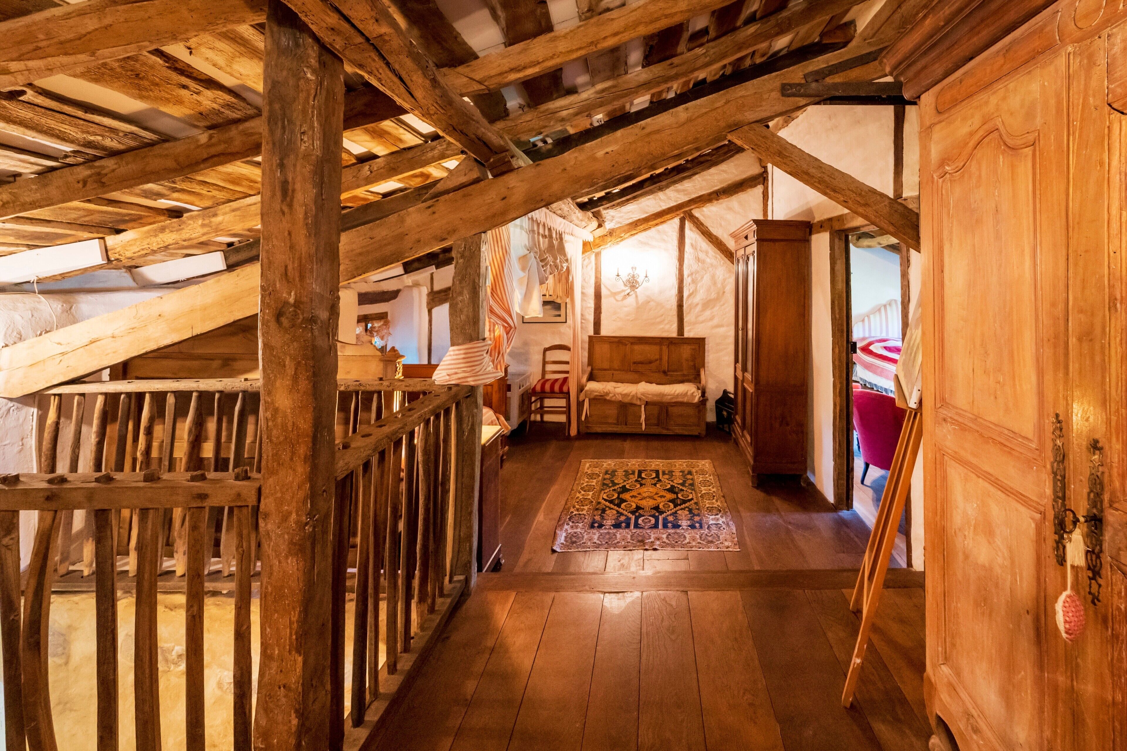 7 bedrooms, iron/ironing board, free WiFi, bed sheets