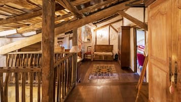 7 chambres, fer et planche Ă repasser, Wi-Fi gratuit, draps fournis