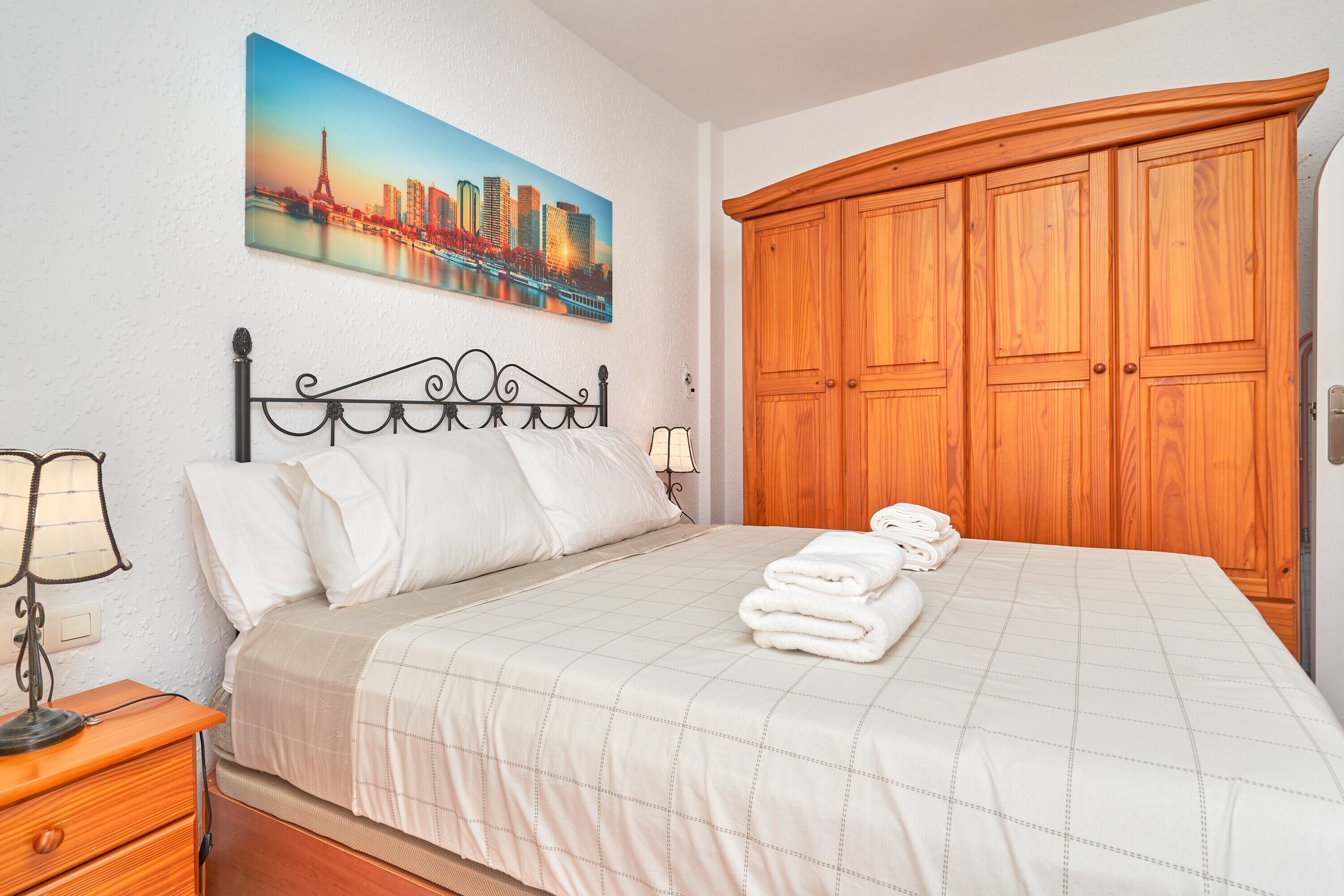 1 bedroom, free WiFi, bed sheets