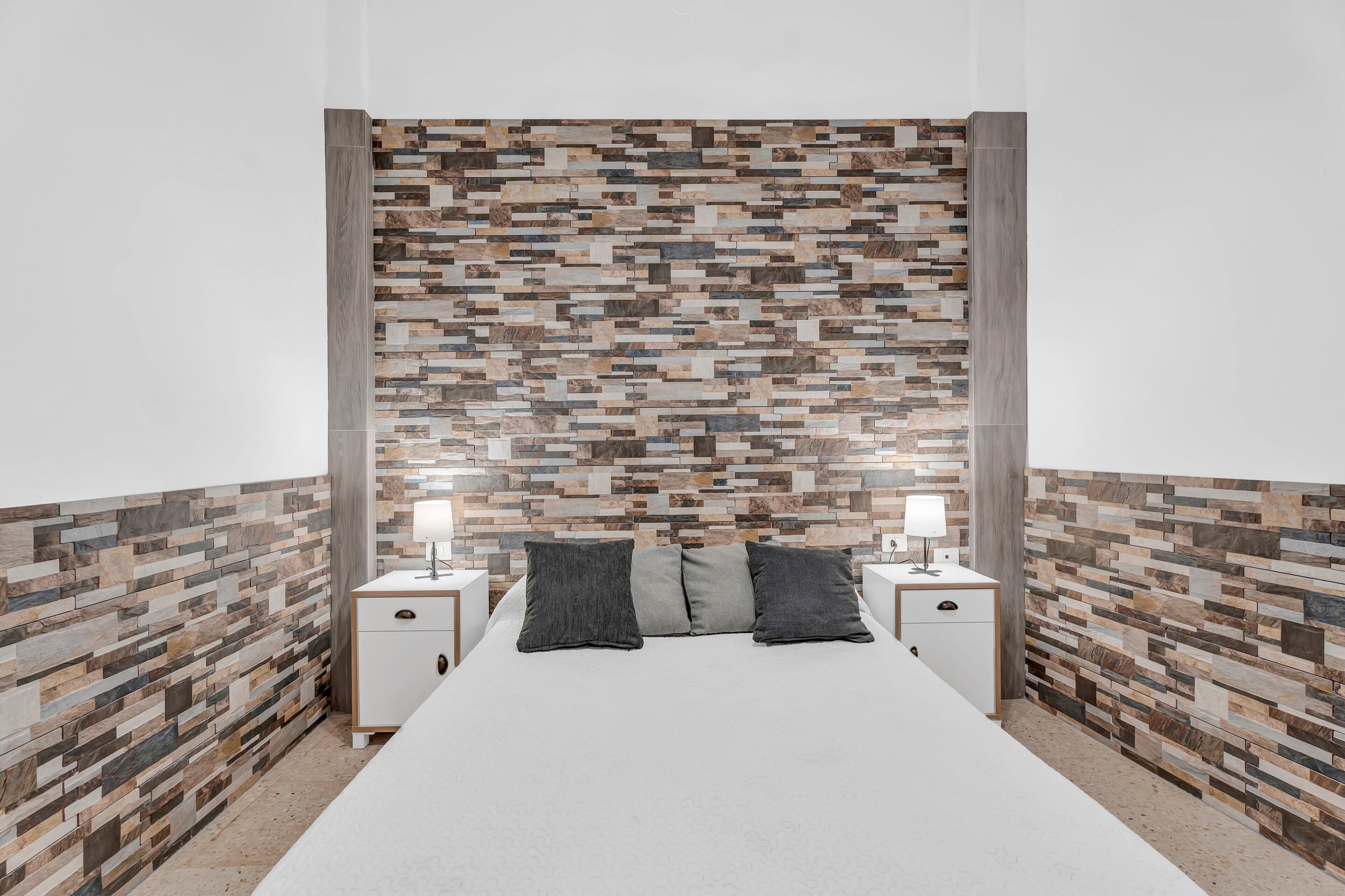 2 quartos, ferros/tábuas de passar roupa, Wi-Fi de cortesia