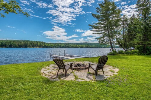 130 Shore Road - Rangeley Lake with dock and pet friendly