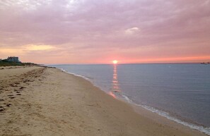 Solsenger og strandhåndklær