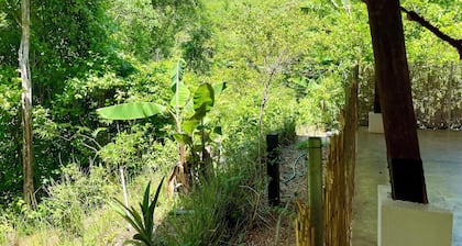 5 min to the beach! Pure nature and safe - House in Guanacaste