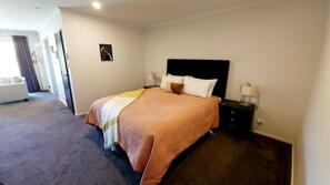 Room - Tongariro Suites (Horopito)