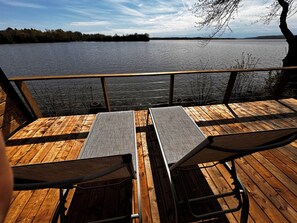 Property grounds - Three Lake Houses - Groups of 12! (Portland)