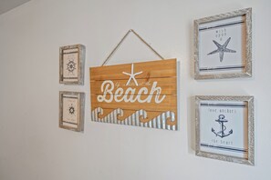 Interior detail - Walk to the beach beautiful cozy apartment A  (Myrtle Beach)