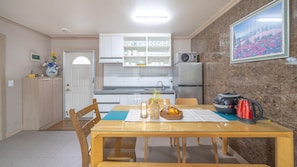 Chambre de base, 1 chambre (GOLD) | 1 chambre, accès au Wi-Fi (inclus)