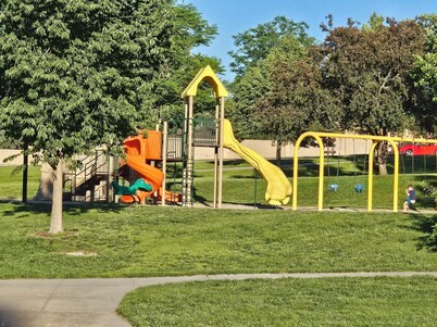 West Omaha home. clean, nice & safe ! Near a park