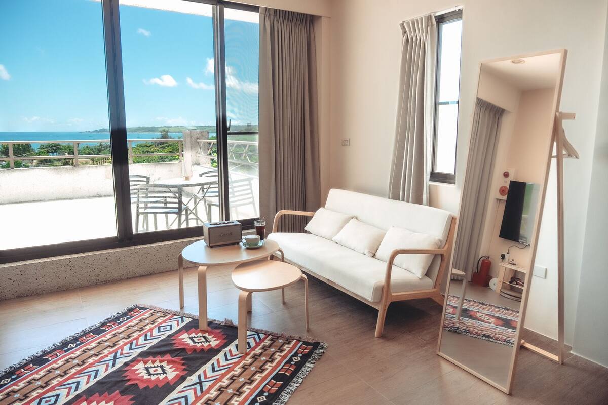 Habitación Confort con 1 cama doble o 2 individuales, baño privado, vistas a la playa | Wifi gratis