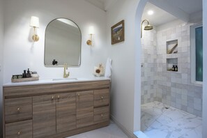 Luxury Villa, Garden View | Bathroom