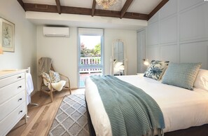 Luxury Villa, Garden View | 4 bedrooms, iron/ironing board, free WiFi - Woolrich House at Woolrich Estate (Olinda)