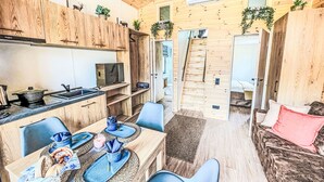Unclassified image, 2 of 24, button - Tiny Haus Glockenalm-Villa Kunterbunt by Interhome (Fischbachau - Schliersee)