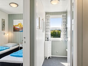3 bedrooms, Internet