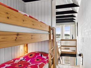 2 bedrooms, internet