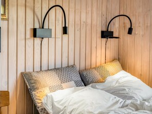 3 bedrooms, WiFi