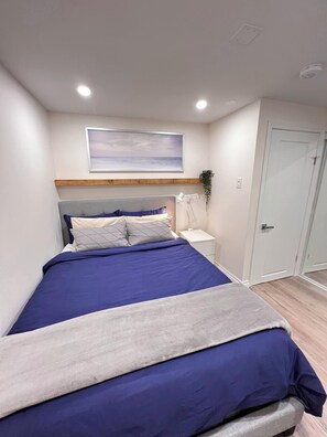 1 bedroom, in-room safe, desk, iron/ironing board