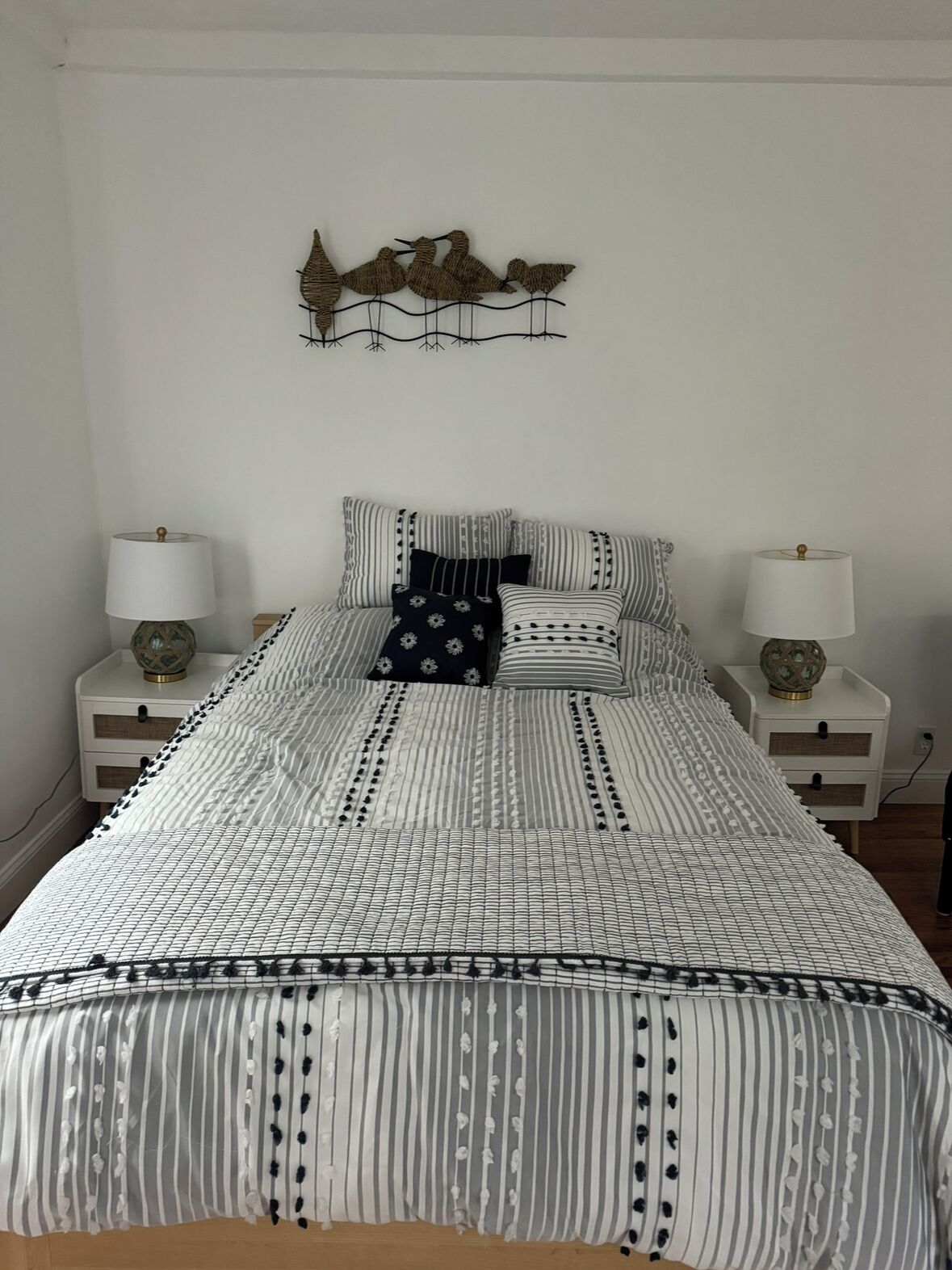 Gloucester, Ma. LARGE 2 room studio with deck, Fully Furnished on a quiet street