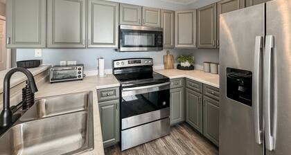 1st Floor Condo, Zero Threshold Door, Garage, Patio