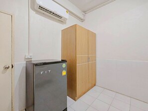 Habitación estándar, vistas a la ciudad | Wifi gratis y ropa de cama