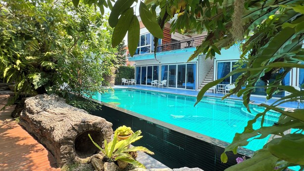 Room, Pool View | Living area - Uthai Thani Resort (Nong Kha Yang)