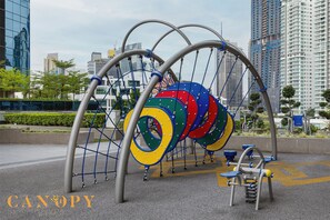 Children’s play area – outdoor - The Manor Serviced Residence by Canopy Lives (Kuala Lumpur)