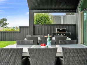Outdoor dining - "Straale" - 50m from the sea by Interhome (Ebeltoft)