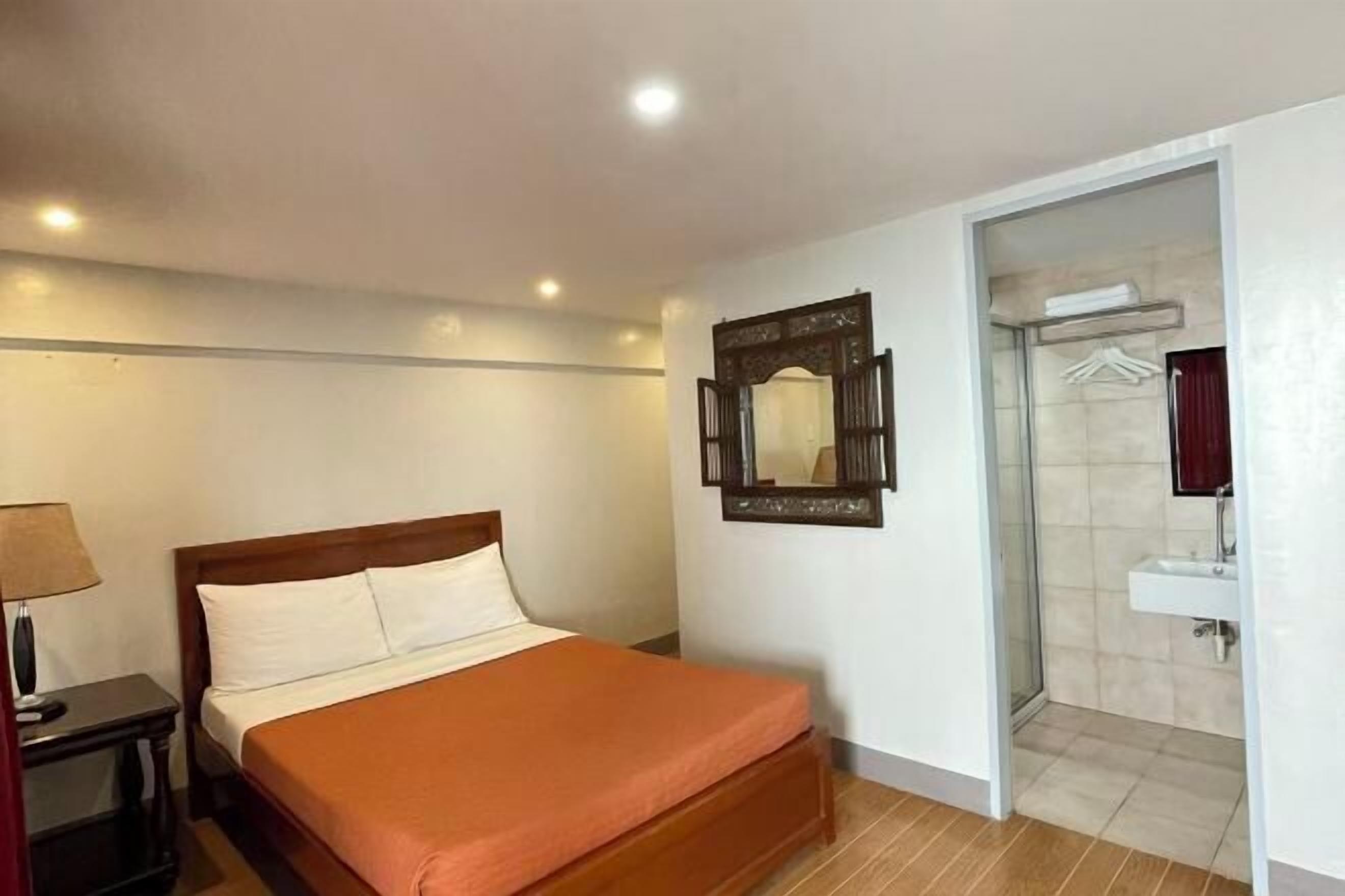 Caixa forta a l'habitació, escriptori i habitacions insonoritzades 