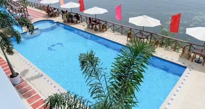 Nadelmar Hotel and Resort