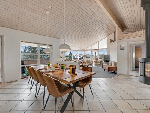 "Aurore" - 700m from the sea by Interhome