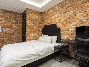 Standard Double Room | Desk, soundproofing, free WiFi - Hotel Des Arts (Seoul)