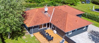 "Eunice" - 850m from the sea by Interhome