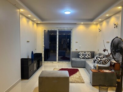 Comfy and luxurious centrally located apartment in east Cairo near the airport