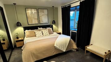 3 bedrooms, free WiFi, bed sheets