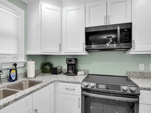 Kookgerei, borden en bestek