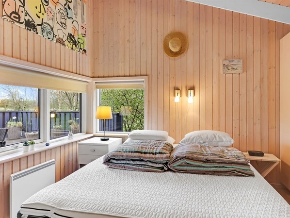 5 bedrooms, WiFi
